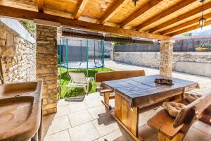 Χώρος καθιστικού στο Casa Agnija - Authentic Istrian holiday home with terrace and garden near the Sea