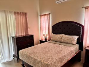 Gallery image of Tower Isles Manor in St Mary