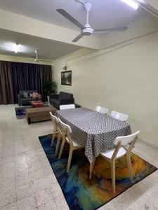 Ruang duduk di dD Home Stay Gombak at KL