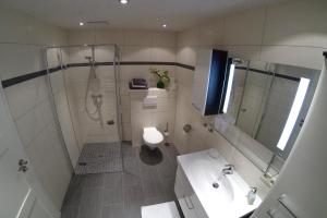 Koupelna v ubytování Ferienwohnung zur Erlebnisschmiede + 11 fotografií