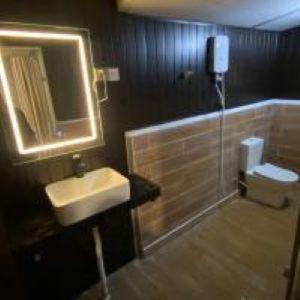 Koupelna v ubytování Blue Ocean Resort