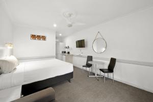 Centre Town Motel客房内的一张或多张床位