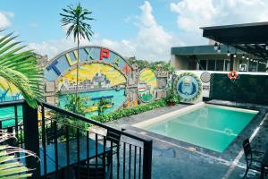A piscina em ou perto de Hotel Yorio Inn