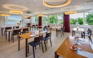 Restoran või mõni muu söögikoht majutusasutuses VitalBoutique Hotel Zurzacherhof