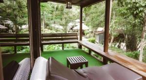 River View Resort At Chaewlan外面的花园