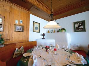 Fotografia z galérie ubytovania Hotel Omesberg v destinácii Lech am Arlberg