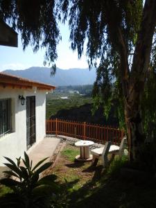 Pemandangan gunung umum atau pemandangan gunung yang diambil dari lodge