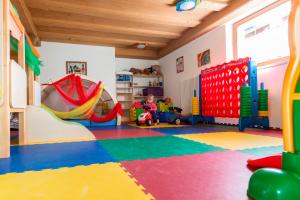 Dětský klub v ubytování Hotel Alpenfrieden