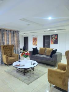 ラゴスにあるOsmosisのギャラリーの写真