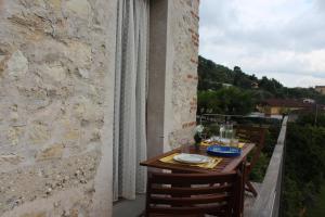 A balcony or terrace at Lady Frantoio Toscano