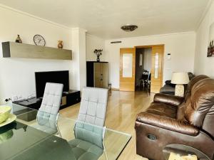 Posezení v ubytování Apartamento moderno con piscina, cerca playa y servicios, Jávea - ES-160-11