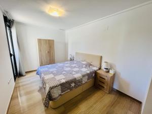 Postel nebo postele na pokoji v ubytování Apartamento moderno con piscina, cerca playa y servicios, Jávea - ES-160-11