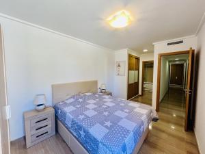 Postel nebo postele na pokoji v ubytování Apartamento moderno con piscina, cerca playa y servicios, Jávea - ES-160-11
