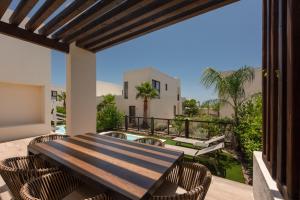 Балкон или терраса в Four Points by Sheraton Costa Blanca Villas