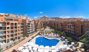 The swimming pool at or close to Arguineguín Park By Servatur VV