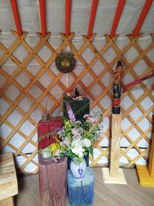 Afbeelding uit fotogalerij van Panorama Jurte über dem Uri-See B in Sisikon