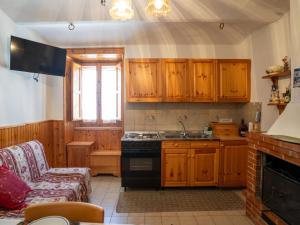 Кухня или мини-кухня в Apartment Adelina a Gamberale by Interhome
 +22 фотографии