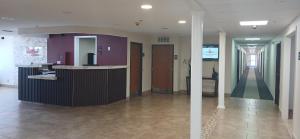 Hall o reception di Red Roof Inn & Suites Euless - DFW Airport Southwest