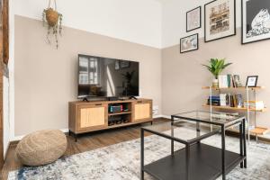 Μια τηλεόραση ή/και κέντρο ψυχαγωγίας στο LUX - Design Loft - Zentral - Nintendo
