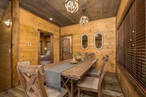 Gallery image of Smoky Sunrise in Sevierville +42 photos