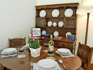 Nápoje v ubytování Ivy Cottage