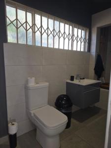 Ένα μπάνιο στο Sunset View