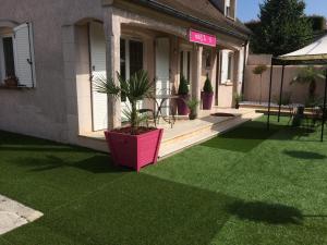 Afbeelding uit fotogalerij van L'Eden B&B in Thiais