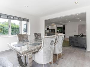 Kuchyň nebo kuchyňský kout v ubytování Ty Afon Reg - Uk38509
