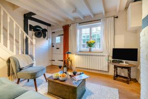 Et tv og/eller underholdning på Periwinkle Cottage - Bridport