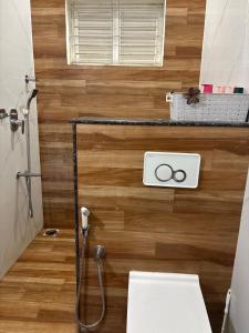 Ένα μπάνιο στο A cozy luxurious stay