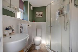 Ένα μπάνιο στο Stone Cottage - Wimborne +18 φωτογραφίες