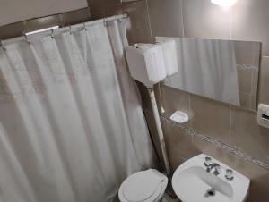 Et badeværelse på Ballenatos2 + 1 billede