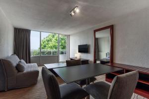 TV/trung tâm giải trí tại BRIT HOTEL - RESTAURANT Saint-Brieuc Langueux