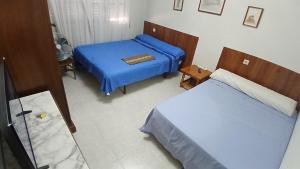 Afbeelding uit fotogalerij van Habitacion Privada Familiar Toledo in Toledo