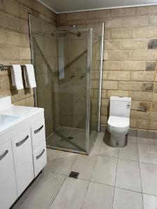 Koupelna v ubytování Grey Gum - spacious one bedroom apartment