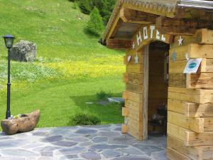 Zahrada ubytování Hotel Les Granges