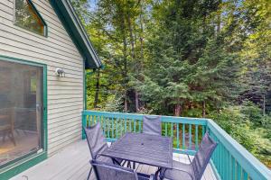 Gallery image of White Mountains Chalet by Mirror Lake in North Woodstock