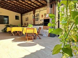 Um pátio ou outra área exterior em Pousada Vila Mar
