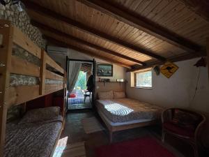 Postel nebo postele na pokoji v ubytování Casa Aloe nel cuore della sicilia