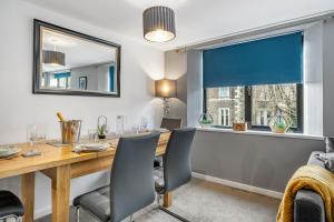 Φωτογραφία από το άλμπουμ του Modern 2BR Jesmond Apartment Near City Centre σε Jesmond