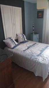 Ένα ή περισσότερα κρεβάτια σε δωμάτιο στο Maison Le Nova +5 φωτογραφίες