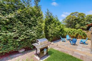 Φωτογραφία από το άλμπουμ του 3 Sisters Vineyard Retreat στο Vineyard Haven