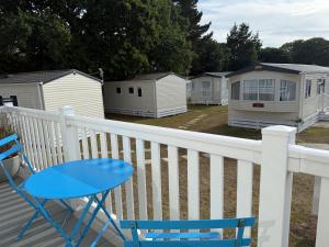 Billede fra billedgalleriet på Forest beach Shorefield Park i Lymington