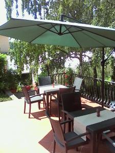 Balkón nebo terasa v ubytování Villa Leilani B&B