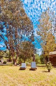 Taman di luar Villa Depiros Corfu