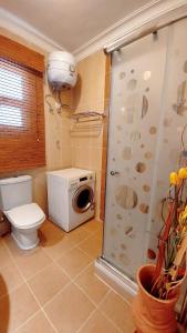 Ένα μπάνιο στο The most beautiful sea view, swimming pools +10 φωτογραφίες