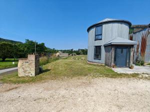 Bygningen som feriehuset ligger i