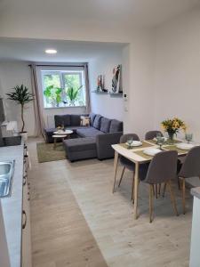 Atpūtas zona naktsmītnē Apartment u Ježků +12 fotogrāfijas