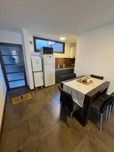 Køkken eller tekøkken på Carlos Paz Roque Sainz Peña