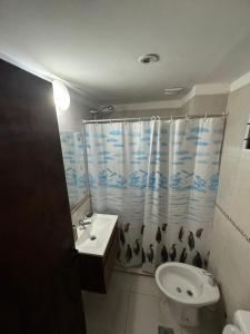 Et badeværelse på Carlos Paz Roque Sainz Peña